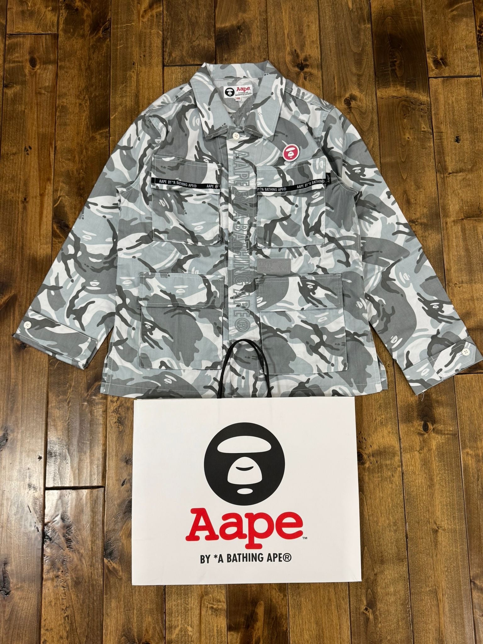 Jaqueta BAPE Aape camuflada